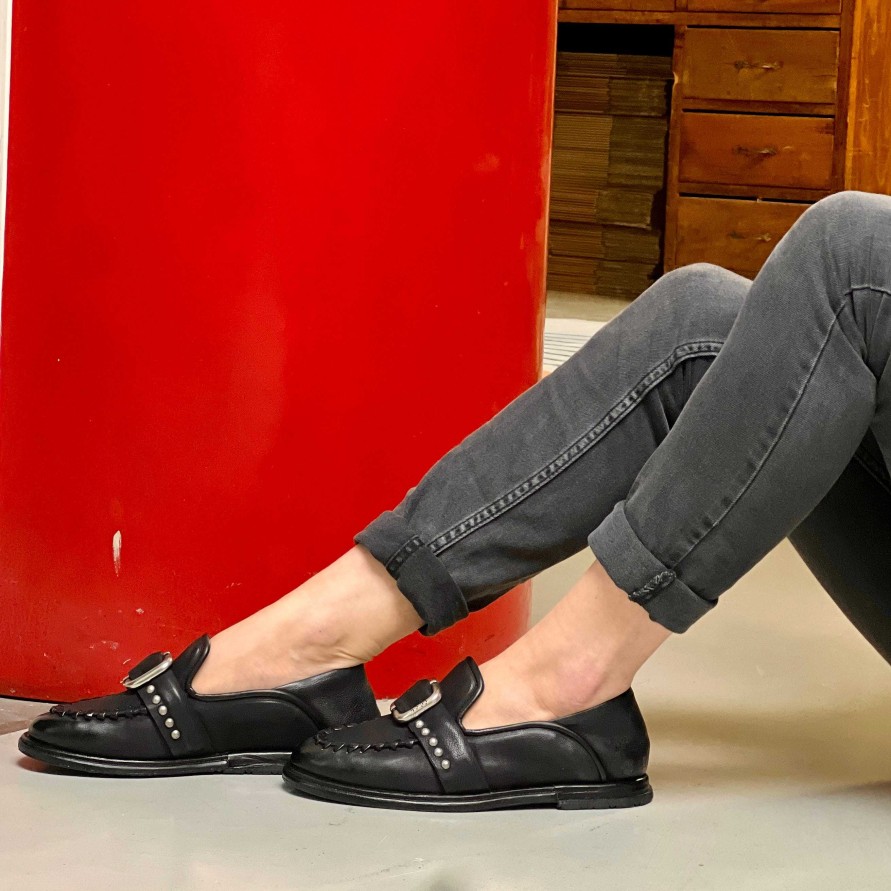 New La Gatta Con Gli Stivali Ifa Black Mocassino Nero Con Fibbia E Borchie In Pelle A.S.98