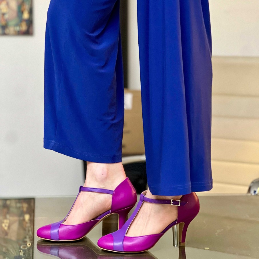 New La Gatta Con Gli Stivali Mindy Violet Scarpetta T Bar In Tacco 7 Cm In Nappa Fucsia E Viola Artigianale